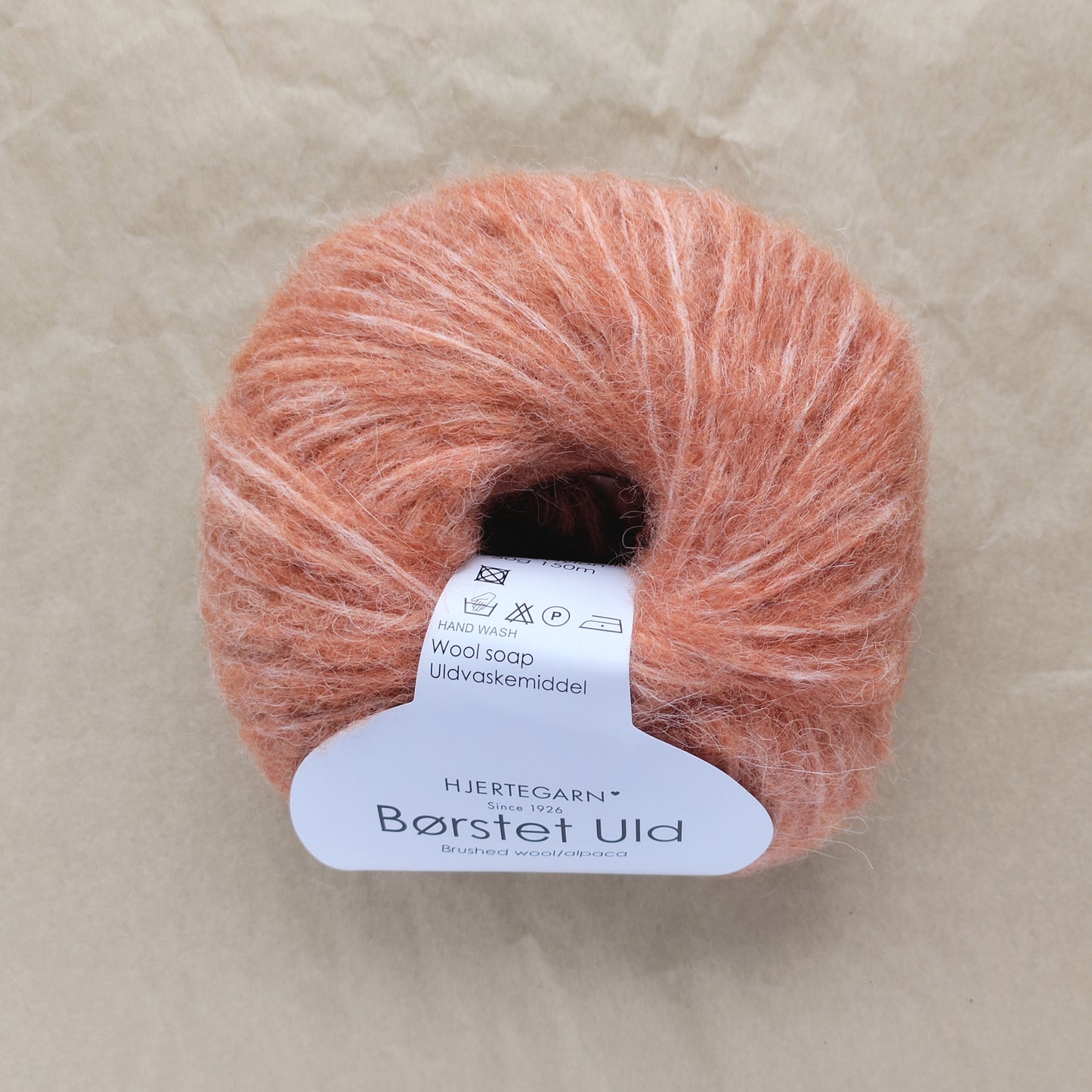 Hjertegarn Børstet Uld – Luftigt & blødt garn til moderne chunky strik